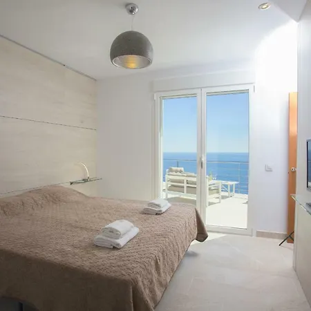 Blue Dream Villa *