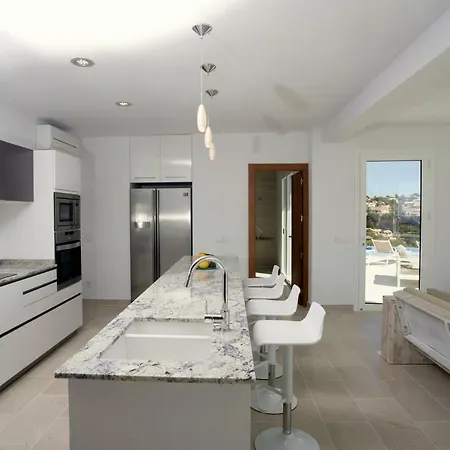 Blue Dream Villa *